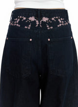 Jeans Larghi Ricamati Fiori di Ciliegio