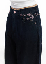 Jeans Larghi Ricamati Fiori di Ciliegio