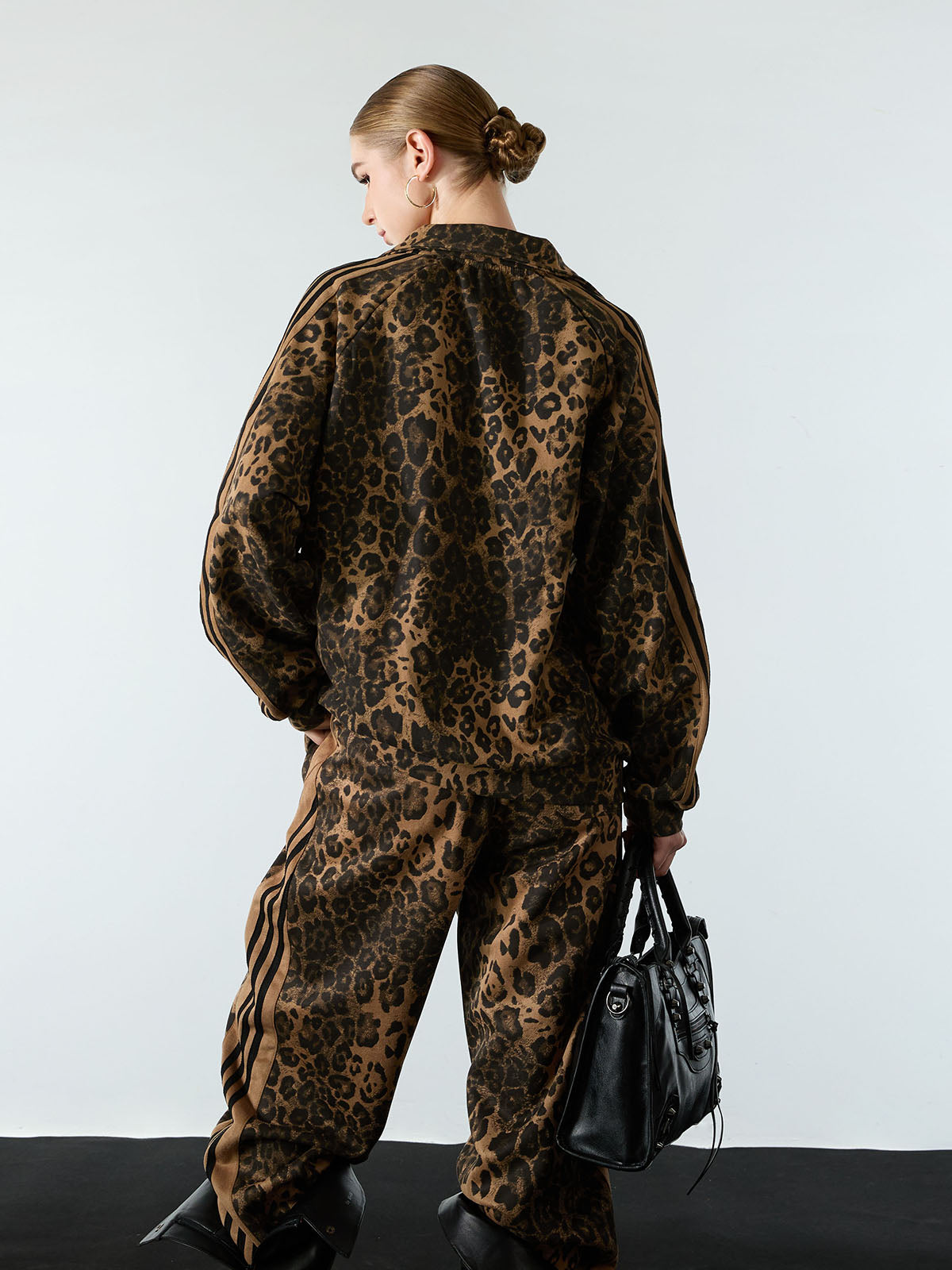 Tuta in Suede Stampa Ghepardo — Vista 10