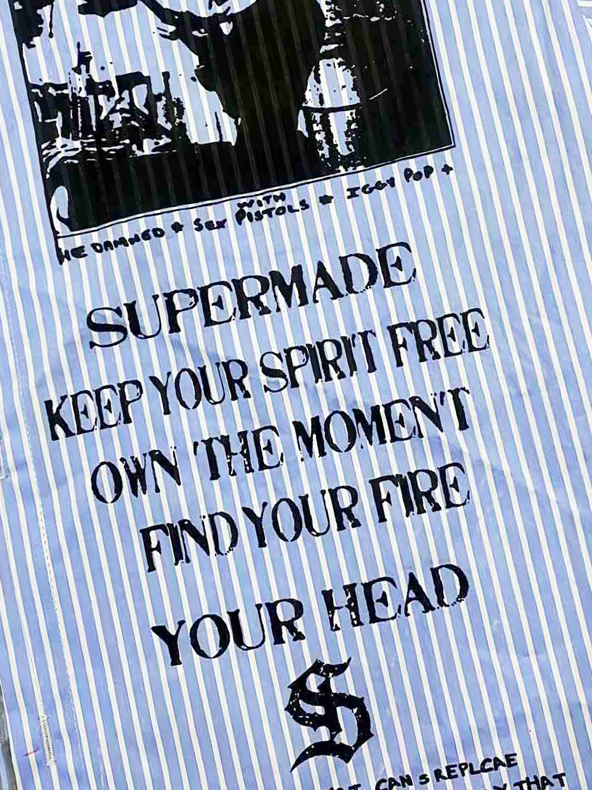 Camicia a Righe con Illustrazione Vintage Doppio Strato — Vista 15