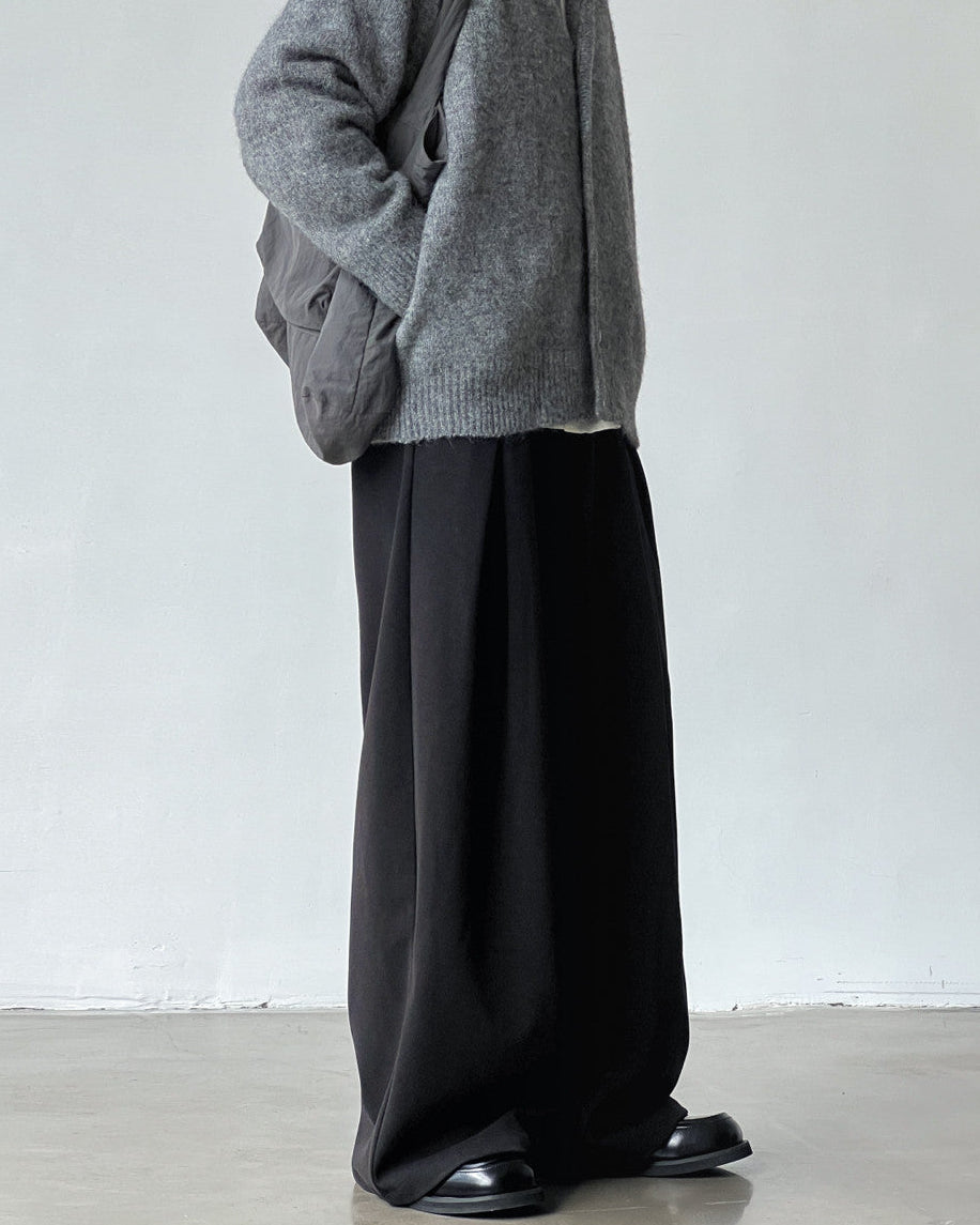 Pantaloni con pinces a gamba larga in misto lana