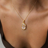 Collana Medaglione Fiore – Acciaio Inox Dorato