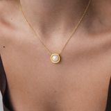 Collana Cerchio con Perla – Acciaio Inox Dorato