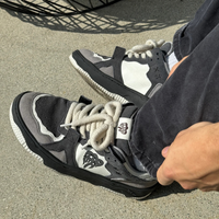 Sneakers Basse 'Dream Low' — Grigio — Indossato