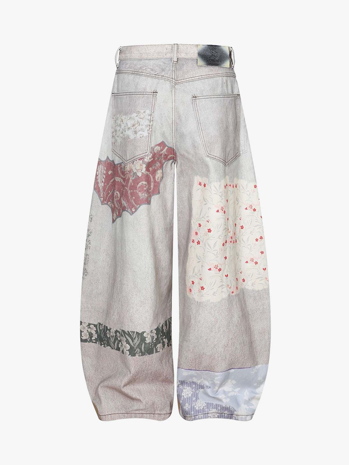 Jeans Vintage Washed con Stampa Collage — Vista 6