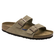 Sandalo Birkenstock Arizona a doppia fascia in camoscio talpa con suola in sughero