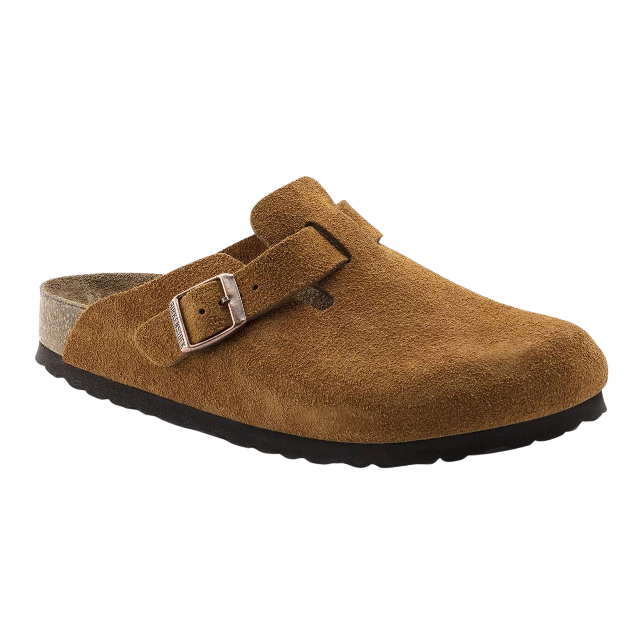 Zoccolo Birkenstock Boston in camoscio marrone chiaro, vista tre quarti frontale