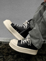 Sneakers Alte con Zip e Platform — Vista laterale