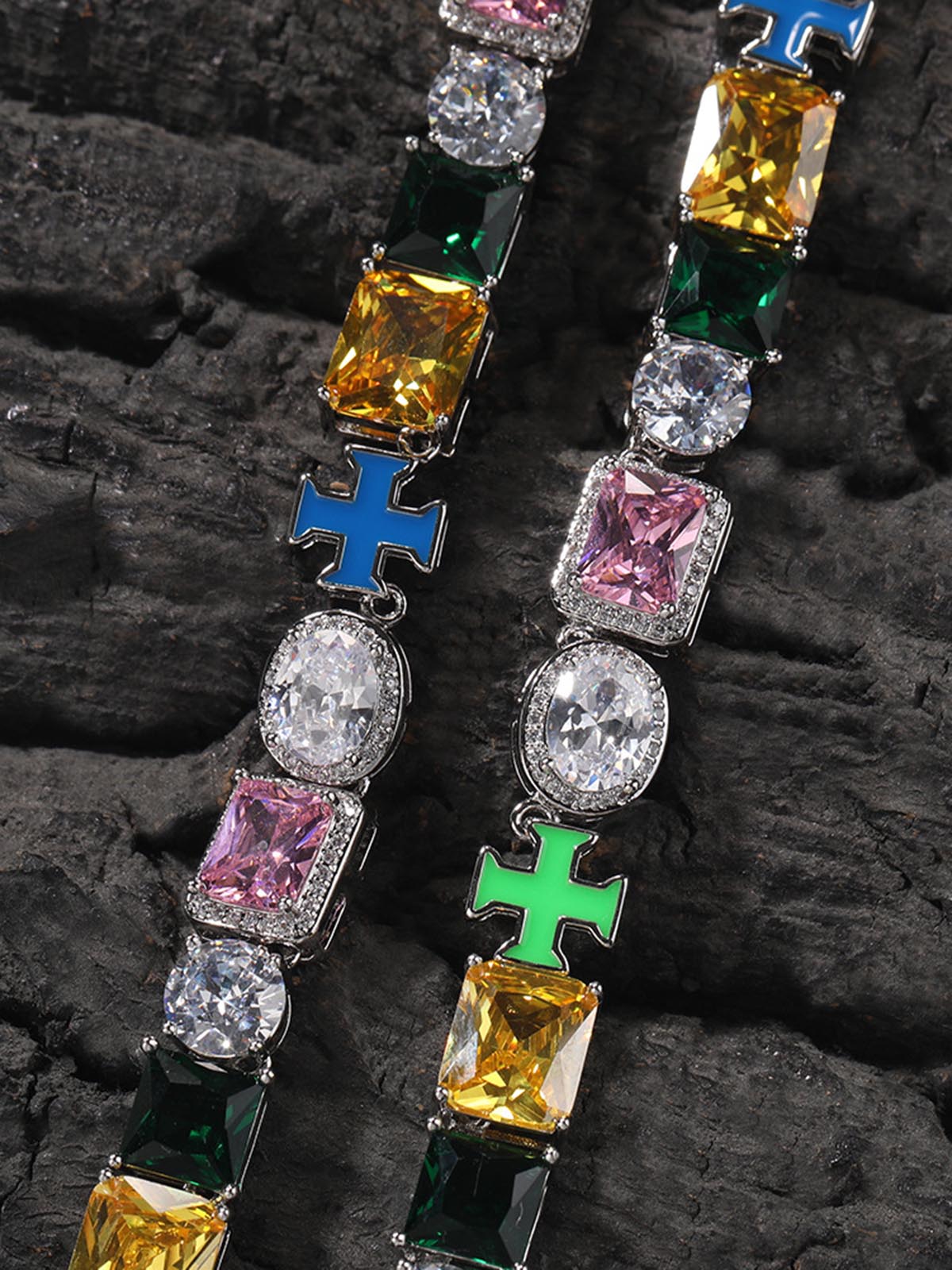 Collana con Croce e Zirconi 'Evil Eye' — Vista 5