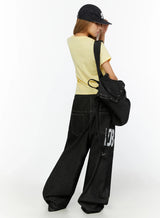 Jeans Baggy con Grafica sul Retro