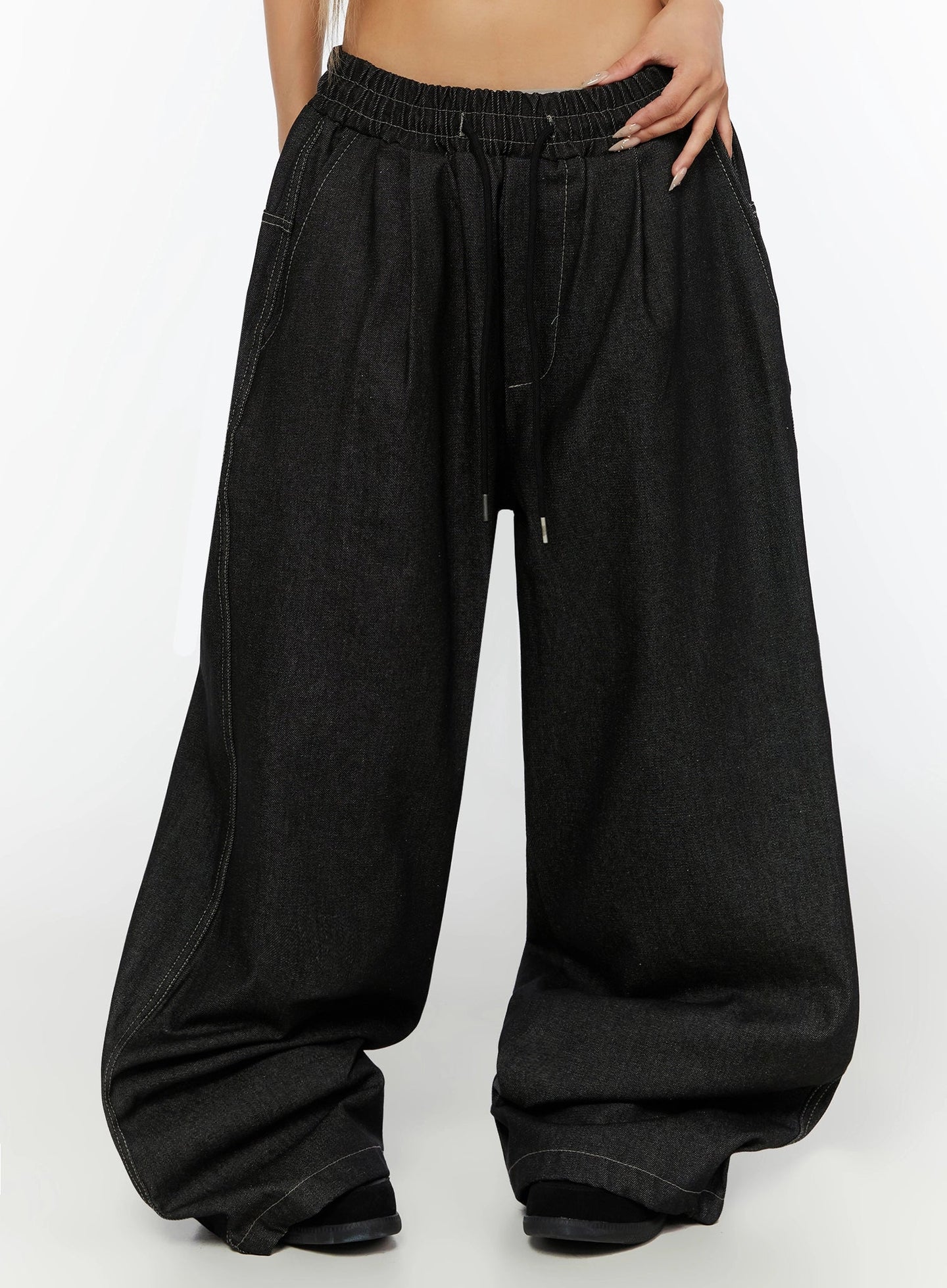 Jeans Baggy con Grafica sul Retro