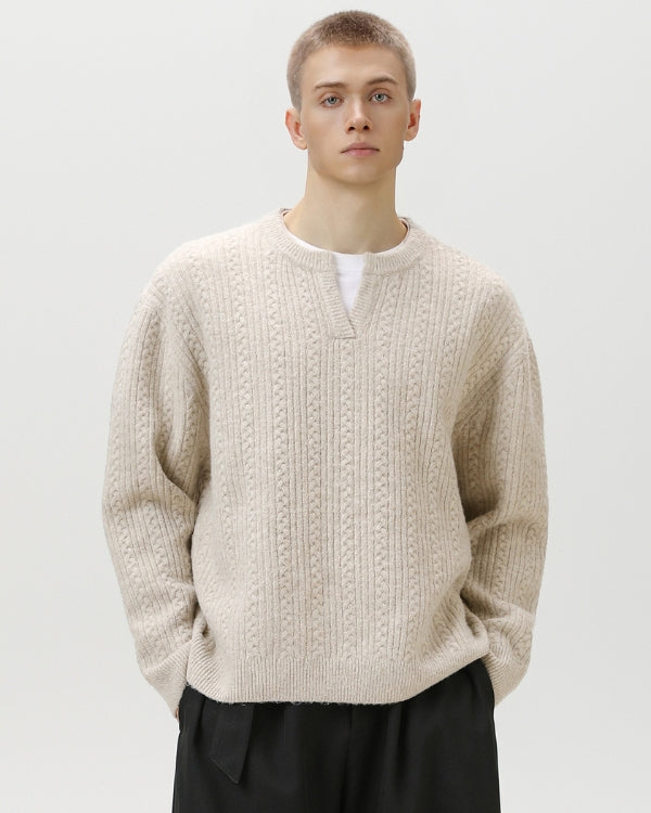 Maglione Cable Knit con Scollo a V Spezzato