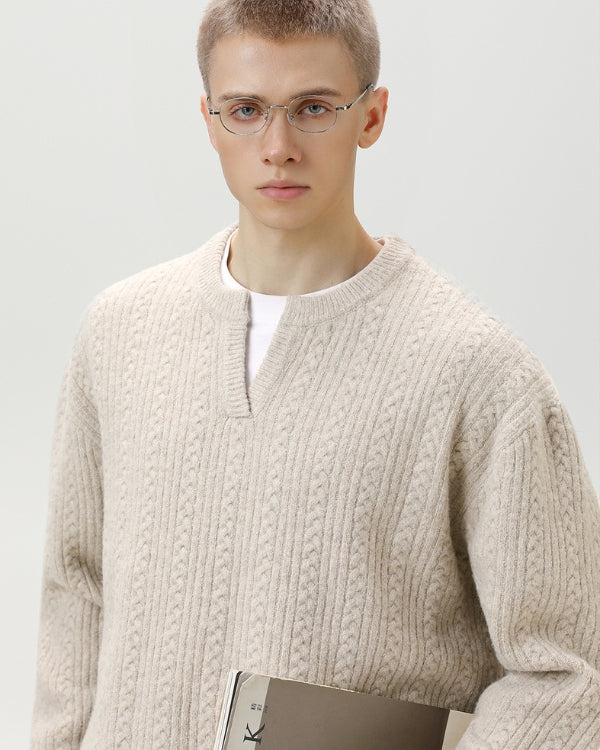 Maglione Cable Knit con Scollo a V Spezzato