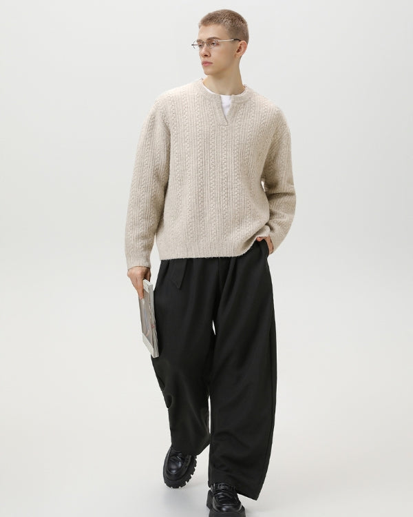 Maglione Cable Knit con Scollo a V Spezzato