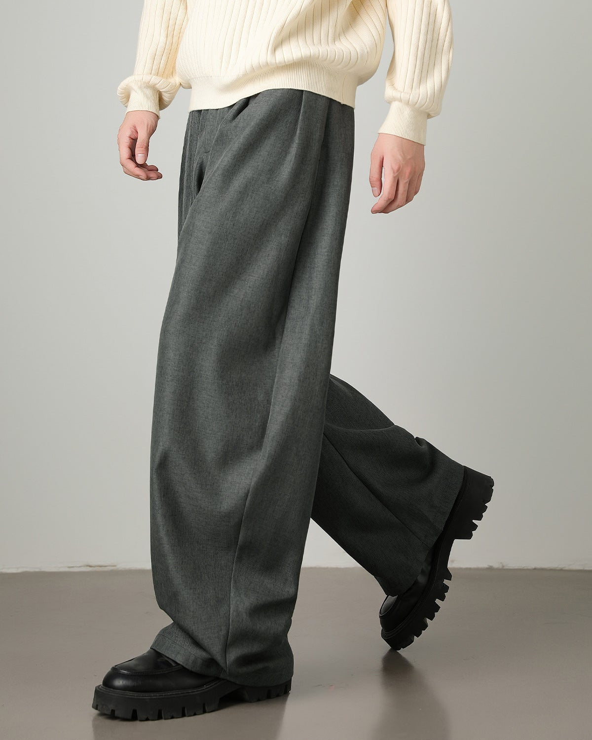 Pantaloni a gamba larga in misto lana