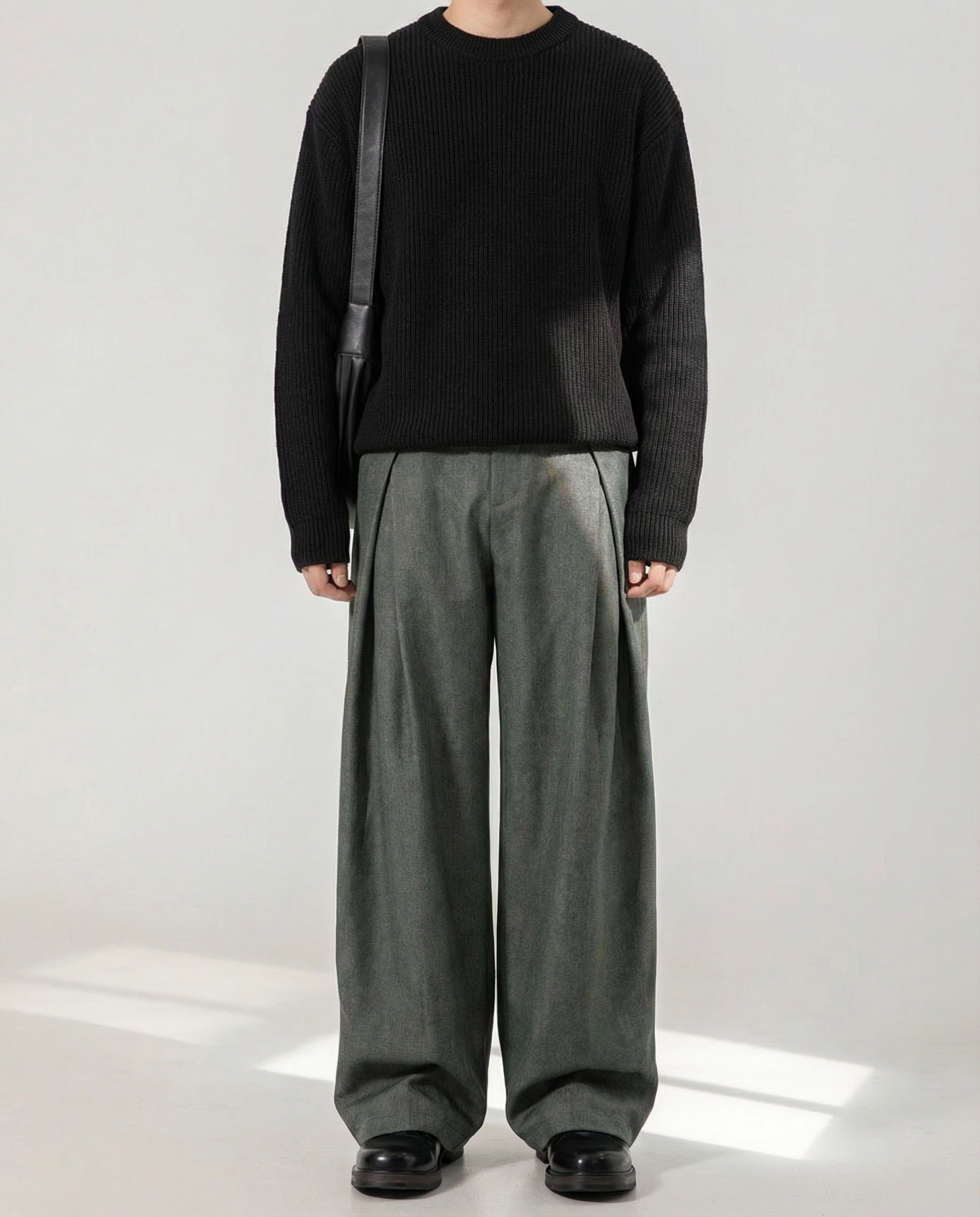 Pantaloni con pinces a gamba larga